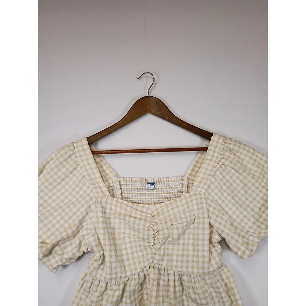 Cottagecore Old Navy Women Medium Beige Gingham Puff Sleeve Smocked Peplum Top